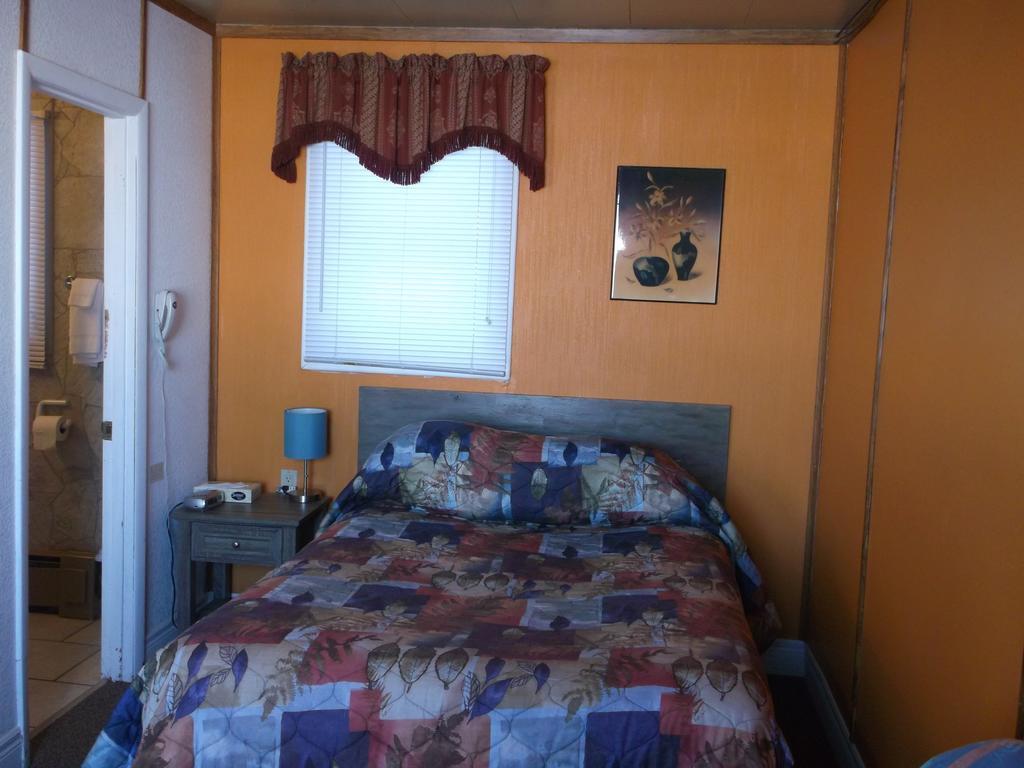 Haileybury Beach Motel Номер фото